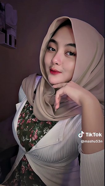 bersama:eriiiikasd pesona cewek jawak #eriiiikasd #trend