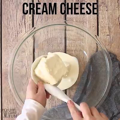 6.9M views | This cordon bleu casserole is easy, delicious, and it's a low-carb dish that even the kids will love! RECIPE: https://lowcarbyum.com/chicken-cordon-bleu-casserole-quick-easy/ | Best Low Carb Keto Recipes | Facebook