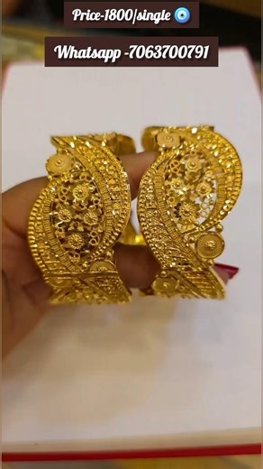 পাগল করা চুর এর কালেকশন 🧿🥰#shorts #chur #gold #goldplated #viral #wedding #bangles