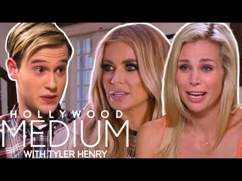 Tyler Henry Reads “Baywatch” Stars Carmen Electra & Brooke Burns | Hollywood Medium | E!