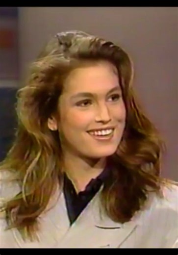 Cindy Crawford Discusses Her Iconic Mole on Letterman