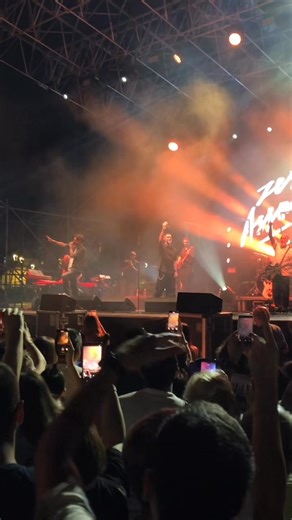 15K views · 231 reactions | Zero Assoluto live 19 Settembre 2025 Messina | Concerti Sicilia | Facebook