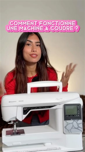 Margot✨ on Instagram: "Dimanche ÇA PIQUE 🪡 - Une machine à coudre, comment ça marche ? Je vous ai mis toutes les bases des bases pour prendre une machine à coudre en main. une fois que tu es familier avec toutes ces fonctionnalités, cela deviendra automatique, voir mémoire musculaire ! La semaine prochaine on parlera de comment choisir sa machine en fonction de ses besoins, et je préciserai les différences entre les gammes de machines et les systèmes (mécanique et électronique). 💬 Des question
