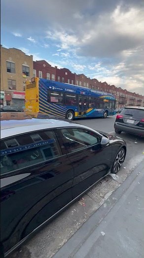 Brooklyn, New York - B90 Bus