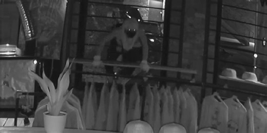 $20K worth of left shoes stolen from vintage clothing shop, officials say