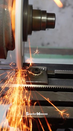 Satifying Blade Sharpener | Smartest Workers