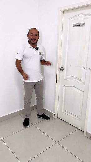 🪲 ¡Dile adiós a las polillas y protege tus maderas! 🪚 Sabemos lo importante que es mantener tus objetos de #madera en perfecto estado. Por eso, te presentamos nuestro eficaz producto Matapolilla para Maderas #KL3 🪵. Fórmula especializada para proteger y preservar la belleza natural de la madera. 🌲 Repelente de polillas y otros insectos que dañan la madera. Fácil aplicación para mantener tus muebles y objetos libres de plagas💪🏻. No dejes que las polillas arruinen tus tesoros de madera. Con 