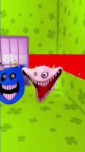 Mipan & Zuzuzu Prank Their Friends Turning Into Worm Monsters In Roblox