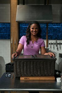 Laila Ali is undefeated in the ring, and a two-time #Chopped champion. Watch her wins on discovery | discovery