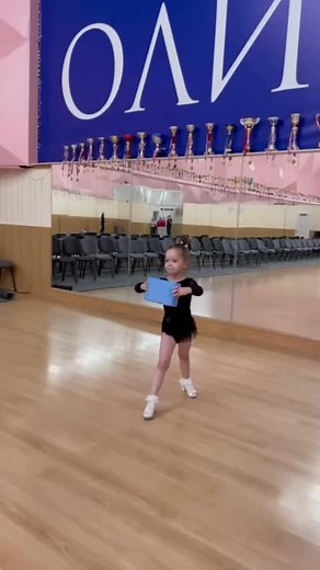 Video của Điệp Vũ Trường (@diepvutruong) với bản nhạc nhạc nền - Điệp Vũ Trường