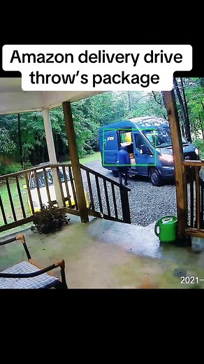Scare Prank: Doorbell Camera Captures Hilarious Delivery Moment