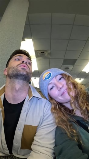 Emma Logan (@emmallogan)’s videos with Sweet Heat Lightning - Gregory Alan Isakov