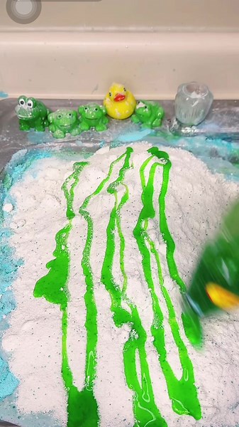 Foca, Roma, Ariel, Gain, Xtra laundry overload 😍😍 @✨💖 Kandii 💖✨ #laundrytok🧺 #cleantok #fyppppp #asmr #laundrypowder #laundryoverload🧺🌿 #laundrypowderoverload #spongesqueezeasmr #laundrypaste #handmixing #laundryasmr #fyp #soap