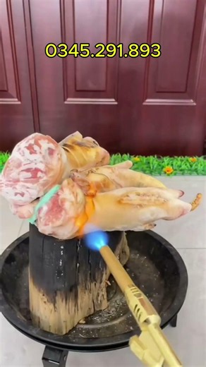 Insulated gas torch