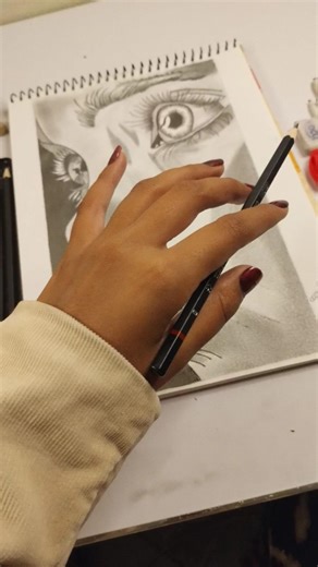 🤔😳 GUESS THE SKETCH DRAWING baby boy or girl? #artbyasra #artjourney #babysketch #charcoalart #fy