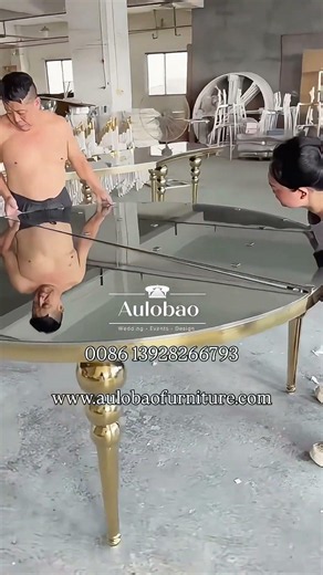 Luxury Round Wedding Table Assembly Process