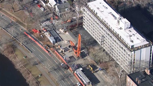 Demolition of Cambridge Riverview Condominium building finally begins