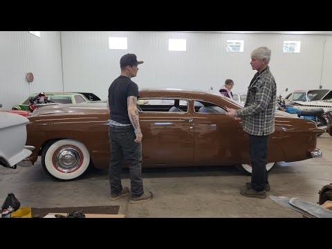 Making all the glass for the 1950 Ford 😎 ...should we tint it??