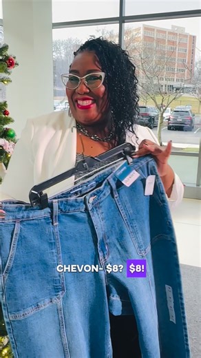 Nydia Han on Instagram: "These deals are soooooo good, they are STEALS! Check it out —- New with tags from @poshmark! Make this Christmas a THRIFTmas, Friends! You can get brand name clothes and all kinds of other items, including games, toys, housewares, and gift items from secondhand marketplaces or at brick and mortar thrift stores for a FRACTION of regular retail prices! Also consider selling some of your things to pay off your holiday purchases… @wardrobe_pop has made 70K doing it on Poshma