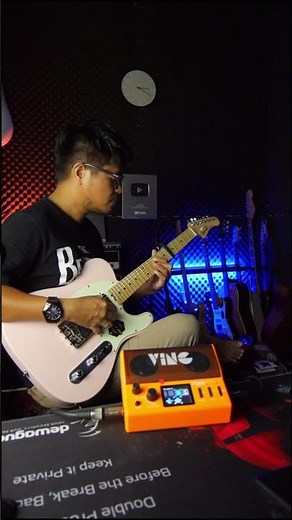 Efek Gitar Kecil Ini Udah Ada Speakernya! Asik Juga Buat Main Ambient Begini!