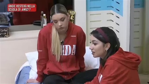 write.it | ciao a tutti , sinceramente non comprendo come sia possibile non valorizzare un'artista come Angie, mi è dispiaciuto umanamente... | Instagram