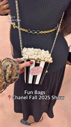 Chanel No.1 Fan Page on Instagram: "Into the Chanel Show🌹 #chanel"