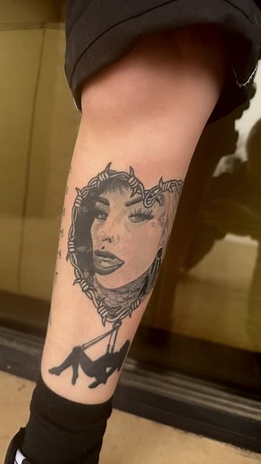 When my apprentice @Kalifornia Klassic has a major girl crush on @𝔠𝔯𝔲𝔢𝔩𝔩𝔞 ♡ you get to do fun tattoos! #tattoo #portraittattoo #oklahoma