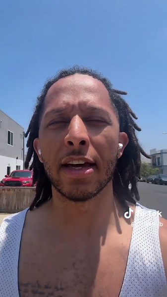 Caught us in the annual sports dead zone and we swarmed to the villa like rats #loveislandusa