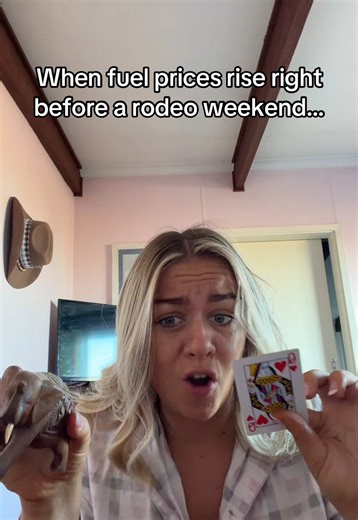 Talia Bree (@talibree04)’s videos with A T Rex and a Go Fish card - Grace🫧