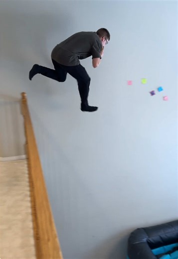 Matt Larose (@matt.larose) - Sticky Notes Parkour Challenge - Mini Game Fun