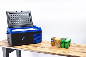 Kings Escape 20 Fridge/Freezer | 12V & 24V | Fits 30 Cans | Digital...