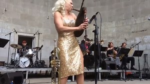 Gunhild Carling demonstrates how even bagpipes can be used in an jazz arrangement 👑🎺🥁🎷🔥 | Music Crowns