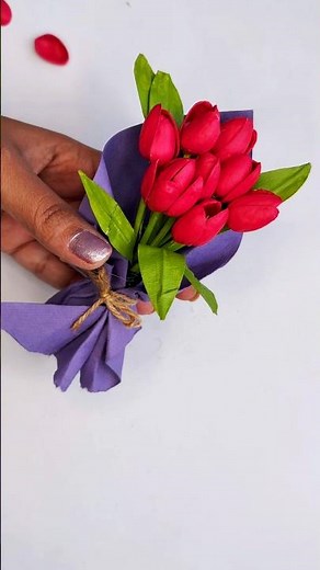 DIY pista shell art 🌷tulips #diy #viral #diycrafts #viralshorts #tutorial