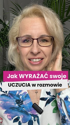 😄 Jak SKUTECZNIE wyrazić swoje UCZUCIA! 📌 👇Dlaczego tak trudno jest nam wyrażać uczucia w rozmowie?👇 Żyjemy w pewnym “oprogramowaniu” opartym m.in. na tym, co przeszliśmy w przeszłości. Stąd niektóre umiejętności przychodzą nam trudniej. Oto co nas blokuje: 😟 Obawa przed odrzuceniem. 🔄 Strach przed oceną i krytyką. 🧠 Niska samoocena i brak pewności siebie. 💬 Brak umiejętności wyrażania emocji. 🤔 Lęk przed konfliktem. 📌 Przekonanie, że uczucia są oznaką słabości. ⚠️ Wzorce z dzieciństwa