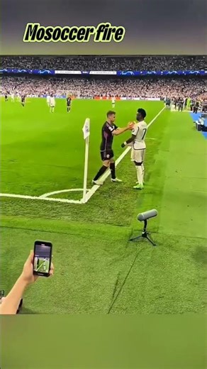 Vinicius funny moments 😂#futbol #footballshorts