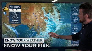 Severe Weather Update: Flood threat increasing in Vic and NSW. Video current: 1:00pm AEDT 05 October 2022. Know your weather, know your risk. For the latest forecasts and warnings, go to our website www.bom.gov.au or the BOM Weather app. | Bureau of Meteorology