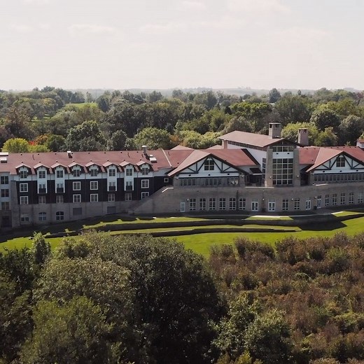 Hike wooded trails, climb a 50’ treehouse, play in the pool, and enjoy an incredible summer music series. There are many reasons to vacation at Lied Lodge this summer – it’s time you check it out for yourself! | Visit Nebraska