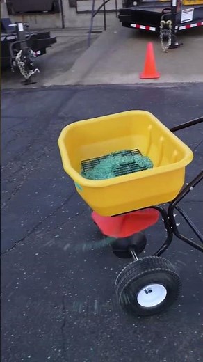 What is the BEST Salt Spreader in 2023? (Walk Behind)