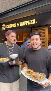 ¡PLATOS DE CREPES QUE DEBES PROBAR! Y te incluimos el postre 😍⁣⁣De tanto comer y comer en crepes te contamos cuáles han sido los platos que más nos gustan pedir, algunos de los más pedidos y claro esos postres infaltables como el resucitado fondue de la casa ⁣⁣1. Panecook, cualquiera que se pida es delicioso, los más pedidos son los de pollo o lomito pimienta, nosotros salimos del confortable y pedimos aquel con champiñones que nos encantó el sabor y la salsa ⁣💵 $30.900⁣⁣2.El crepes de lomito 