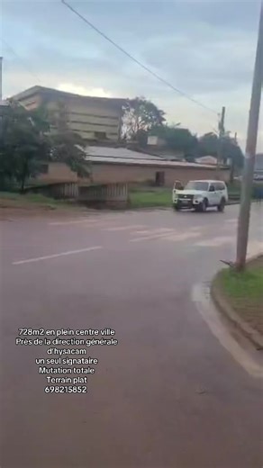 728m2 en plein centre ville Près de la direction générale d’hysacam un seul signataire Mutation totale Terrain plat 698215852 #yaoundecameroun🇨🇲🇨🇲 #commercial #logements #construcion #famille