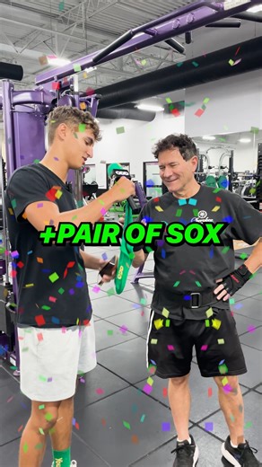 Asking strangers fitness questions in the gym for $$ #ODDTrivia #Trivia #YouFit #Fitness #Anatomy #Gym #Socktober #Cashout #Fun #Interview | ODD SOX