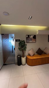 Transform your work day! From meeting rooms to conference rooms and private spaces, we've got a perfect space for every need. #espaces #coworkingspace | Espaces