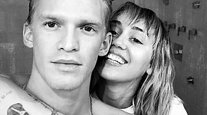 Wat is er precies aan de hand tussen Miley Cyrus en Cody Simpson?