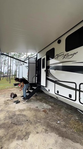 36K views · 305 reactions | Having a generator in your rv for these situations is SO important!! #rv #rvlife #rvtips | Wild Thornbaileys | Facebook