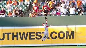 216K views · 14K reactions | 10 years ago today, Mike Trout made this INSANE catch & robbed JJ Hardy of a home run 勞 (via Los Angeles Angels) | MLB on FOX | Facebook