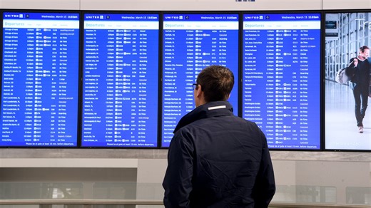See live updates on flight delays and cancellations at Newark Airport today