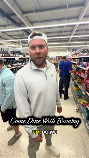 Come Dine with Daniel: Hailey Rae Ostrom & Browny dining moment