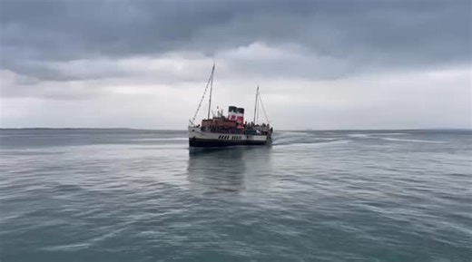 132 reactions · 5 comments | The magnificent PS Waverley gliding past Southend Pier. A truly beautiful sight as the world’s last seagoing paddle steamer continues her glorious tradition on the Thames Estuary! #Waverley #PaddleSteamer #SouthendPier #HistoricShip | Offshore Southend Pier | Facebook