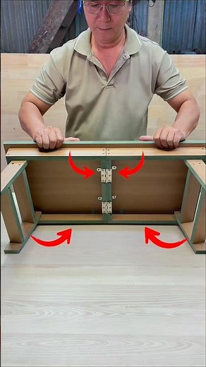 This Folding Table Mechanism Is Simple but Smart. #woodworking #diy