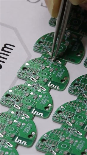 Build a Bluetooth camera shutter in minutes! 🔥